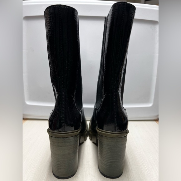 L’Idea by Lori Boots - Picture 4 of 5